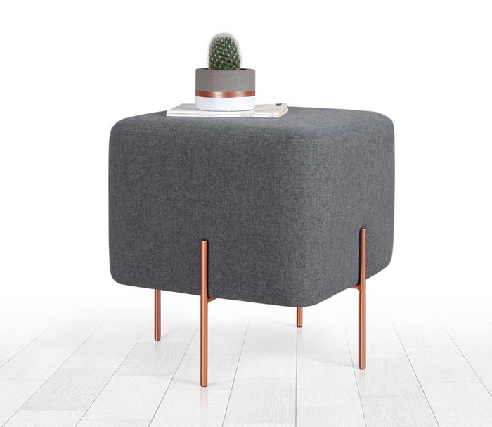 Atelier Del Sofa Puf Bohemio Gris Oscuro con Patas de Hierro Recubiertas de Cobre